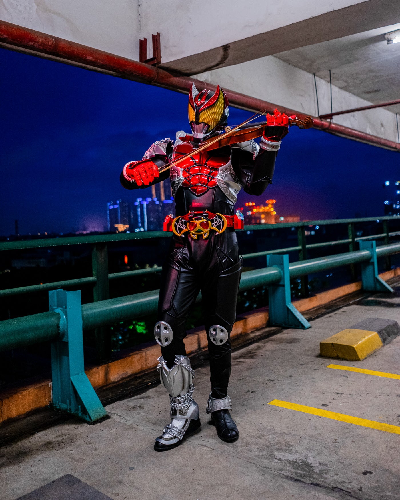 Conjunto completo de fantasia de cosplay mascarado ANIKI Rider KIVA