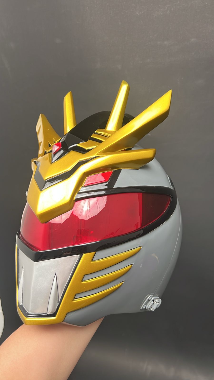READY TO SHIP HELMET (GOOD CONDITION)