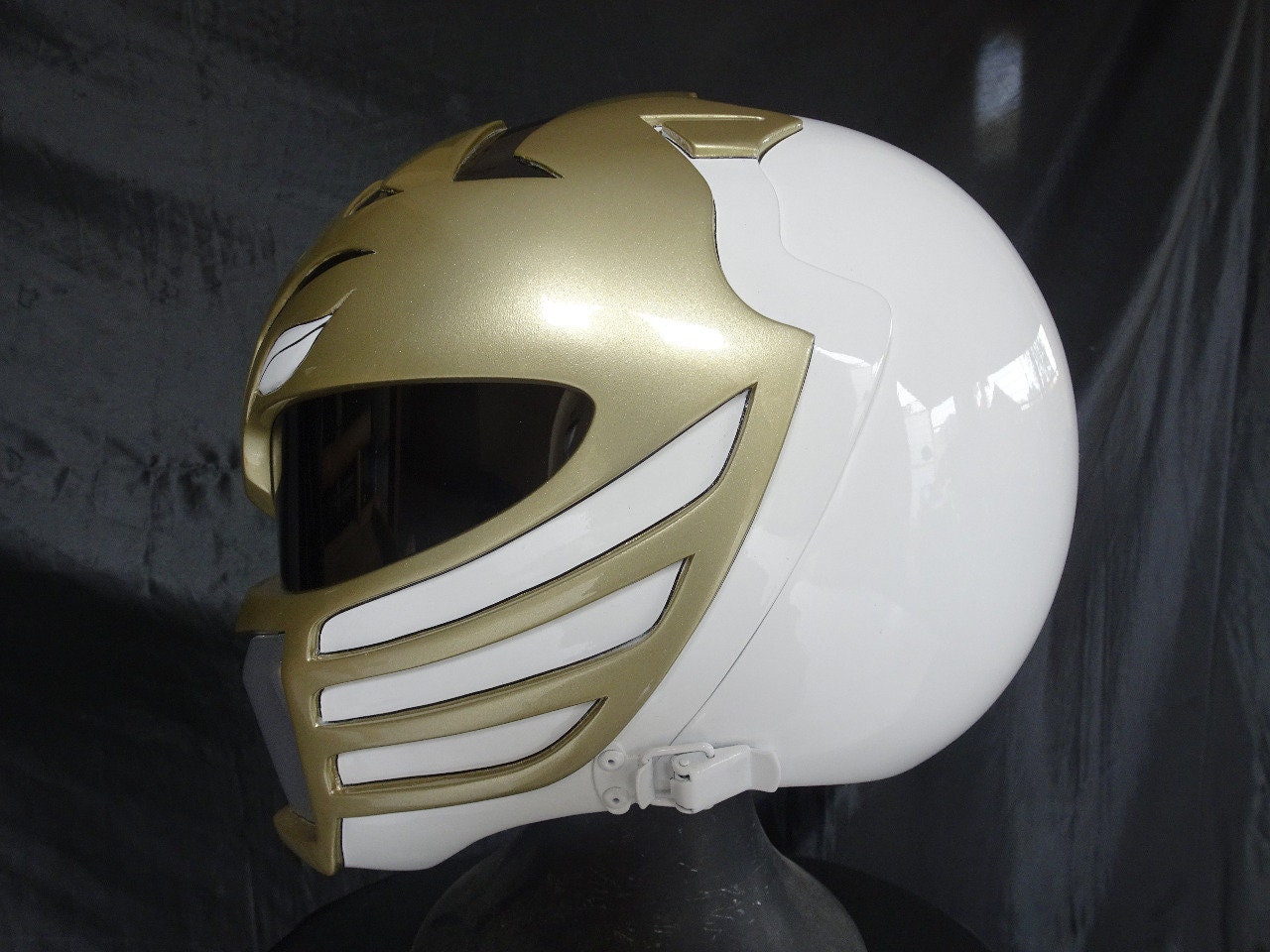 ANIKI White MMPR Movie 95 Cosplay Helmet
