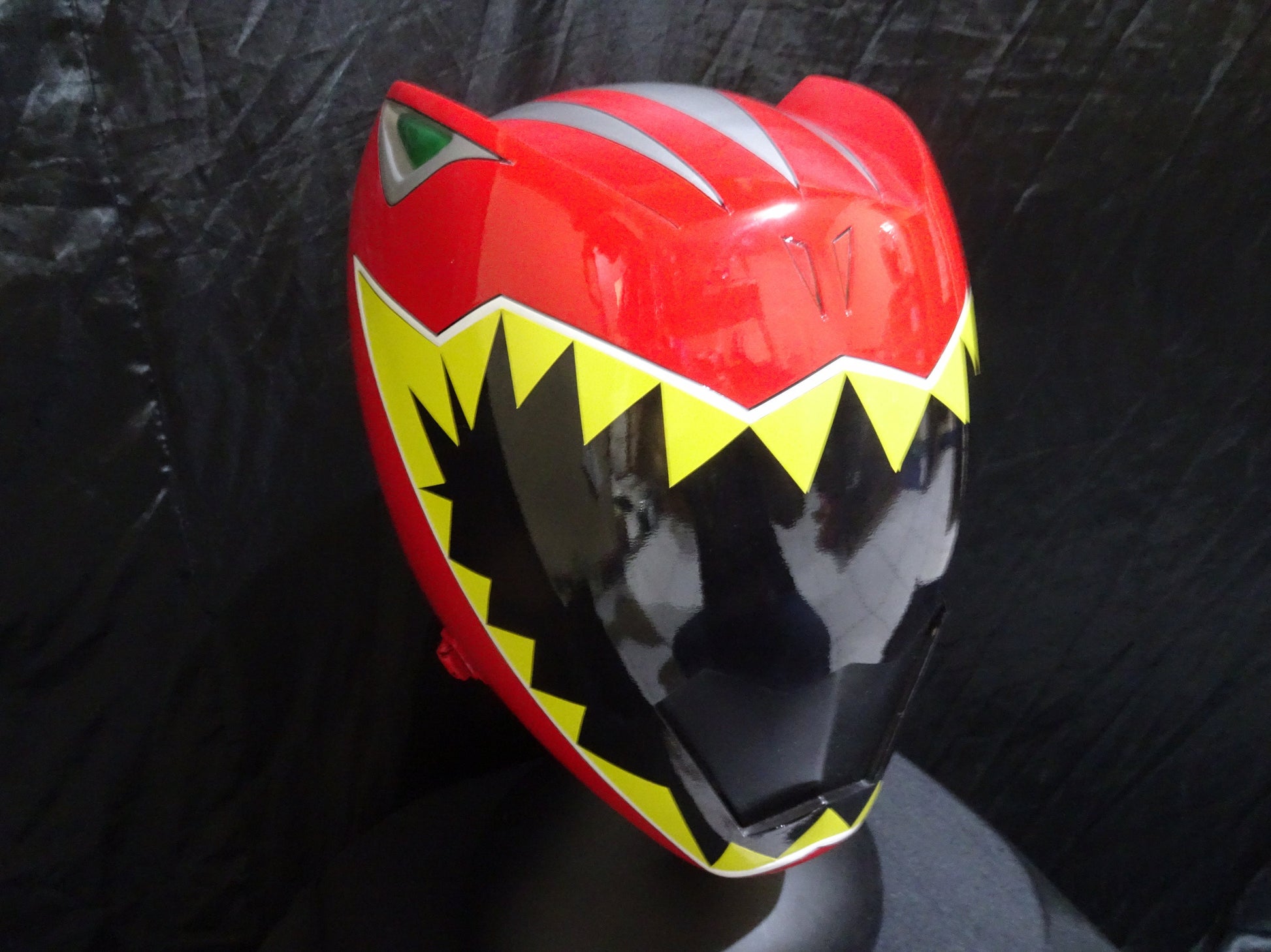 ANIKI Dino Charge Cosplay Collectible Helmet