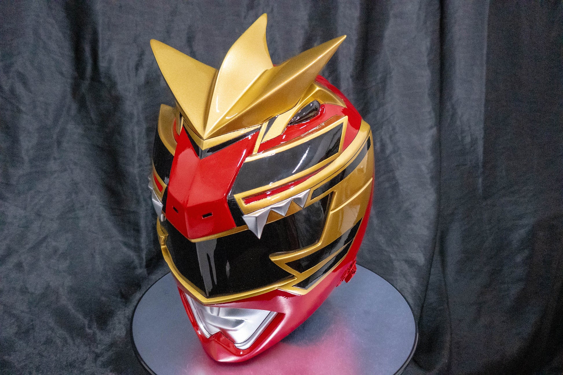 ANIKI King Of Tyranno (@Artoftran) Ranger Cosplay Collectible Helmet Mask