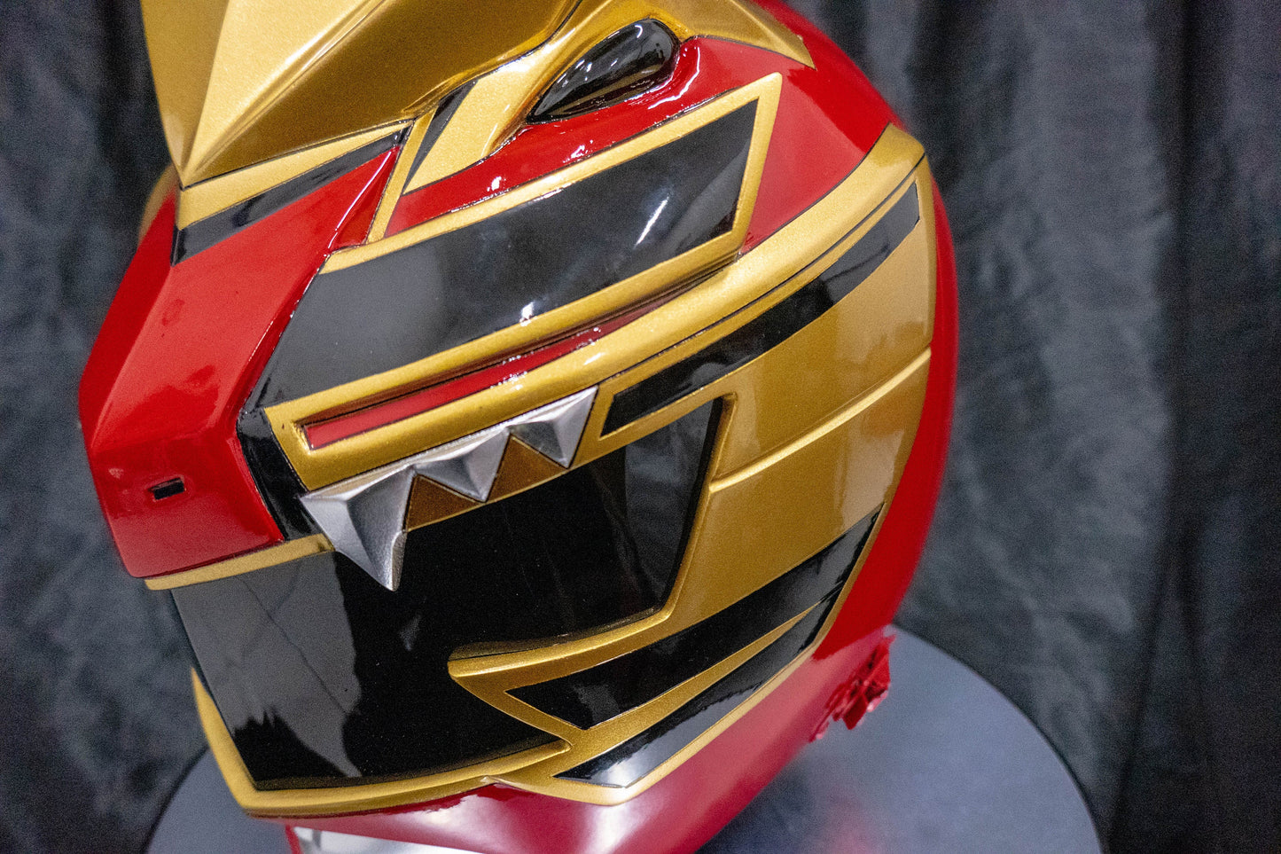 ANIKI King Of Tyranno (@Artoftran) Ranger Cosplay Collectible Helmet Mask