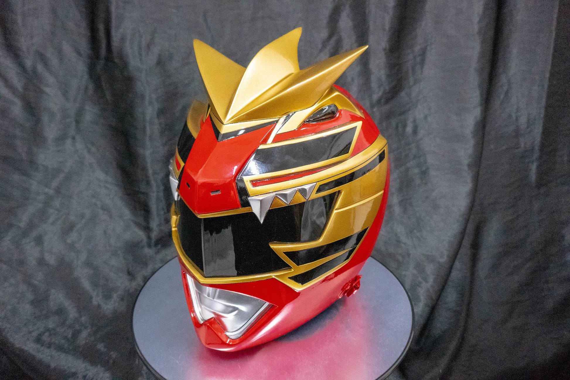 ANIKI King Of Tyranno (@Artoftran) Ranger Cosplay Collectible Helmet Mask